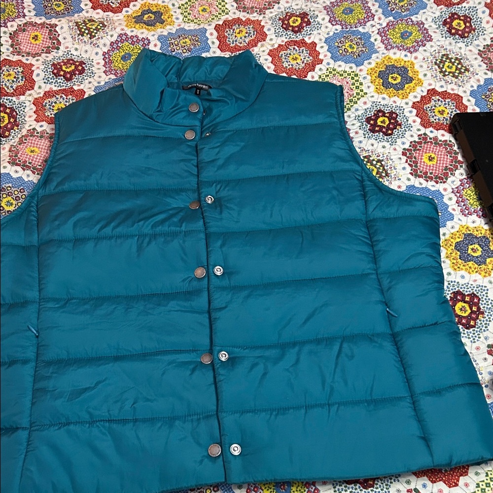Teal Puffer Vest for Women